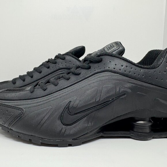 Mens Black Nike Shox - Picture 6 of 7